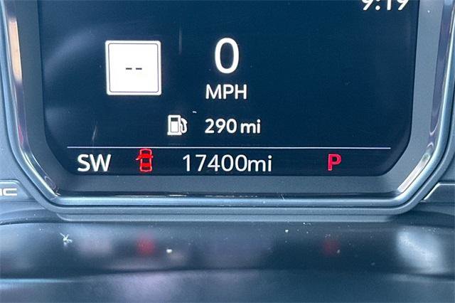 Used 2020 GMC Sierra 2500 Denali image 25