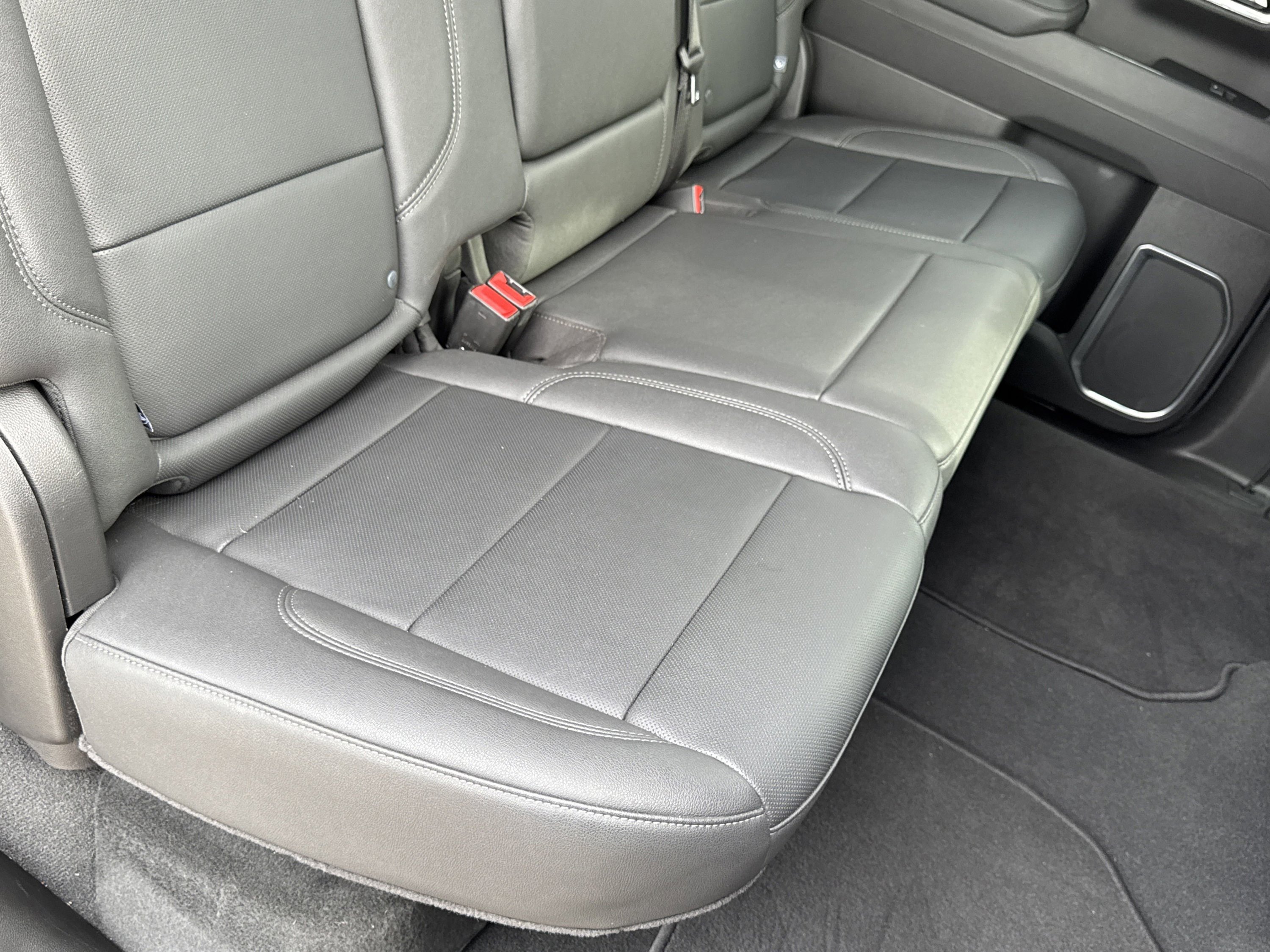 Used 2025 GMC Sierra 1500 SLT image 37