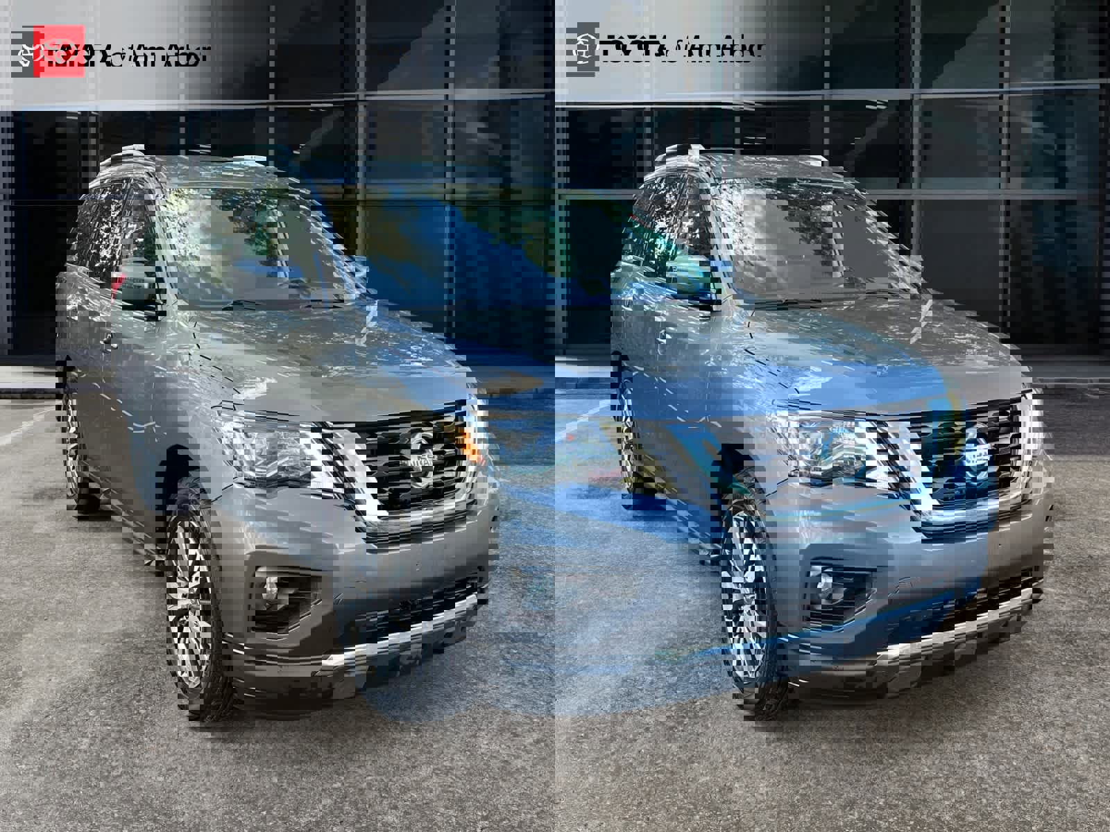 Used 2019 Nissan Pathfinder SV