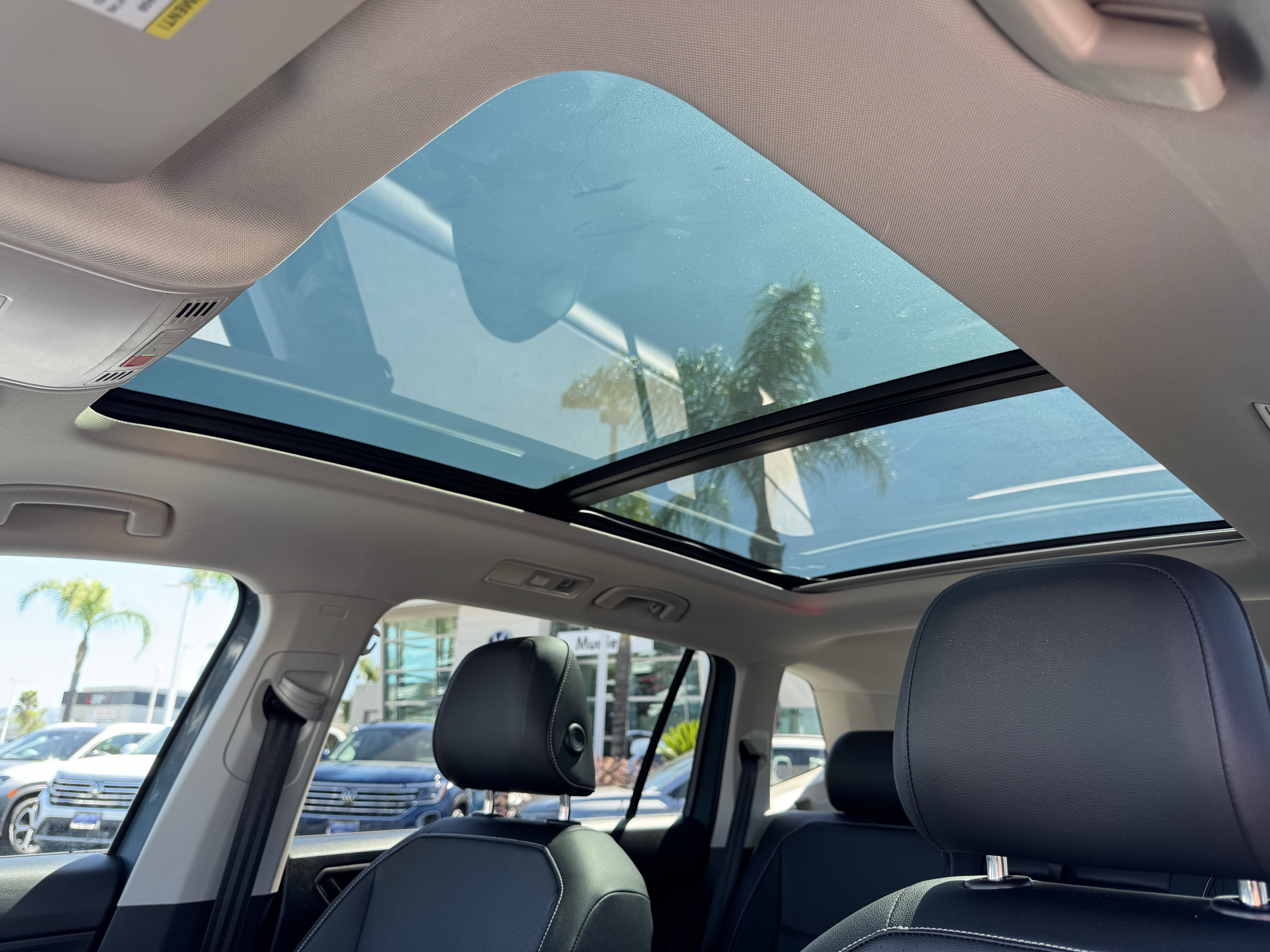 Certified 2021 Volkswagen Tiguan SEL AWD/4WD image 31