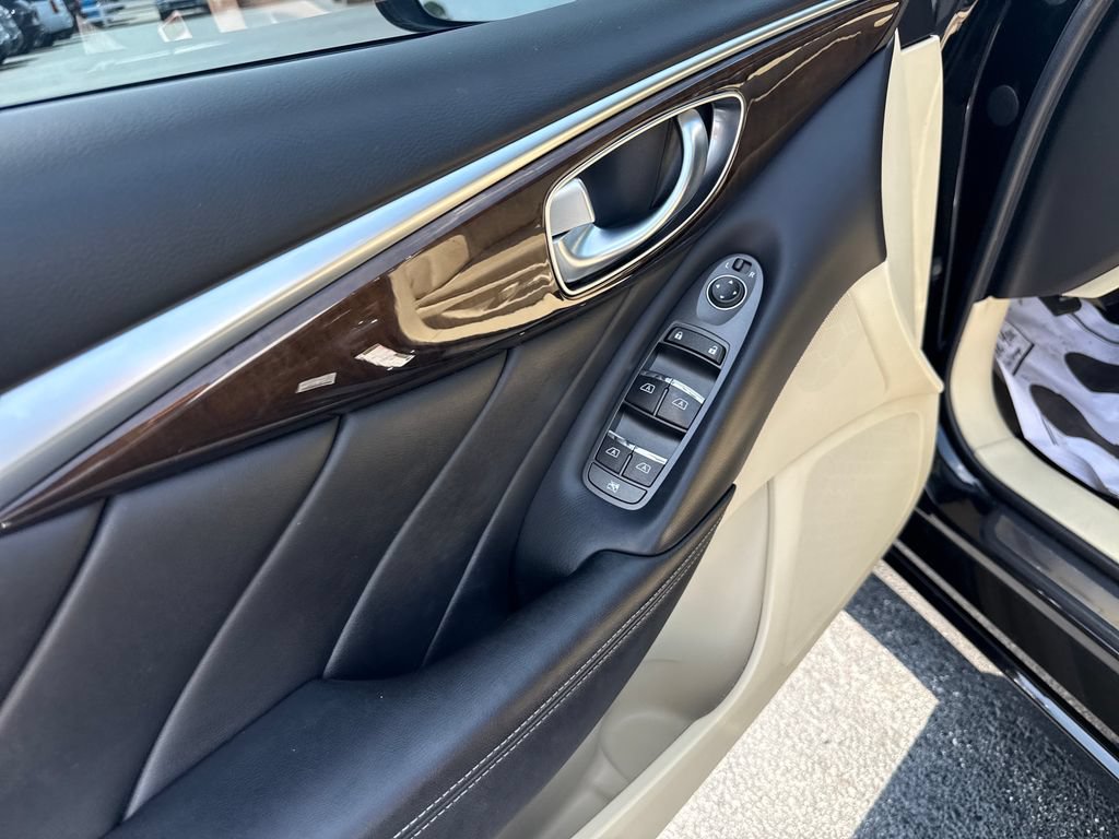 Used 2018 INFINITI Q50 Luxe RWD image 22