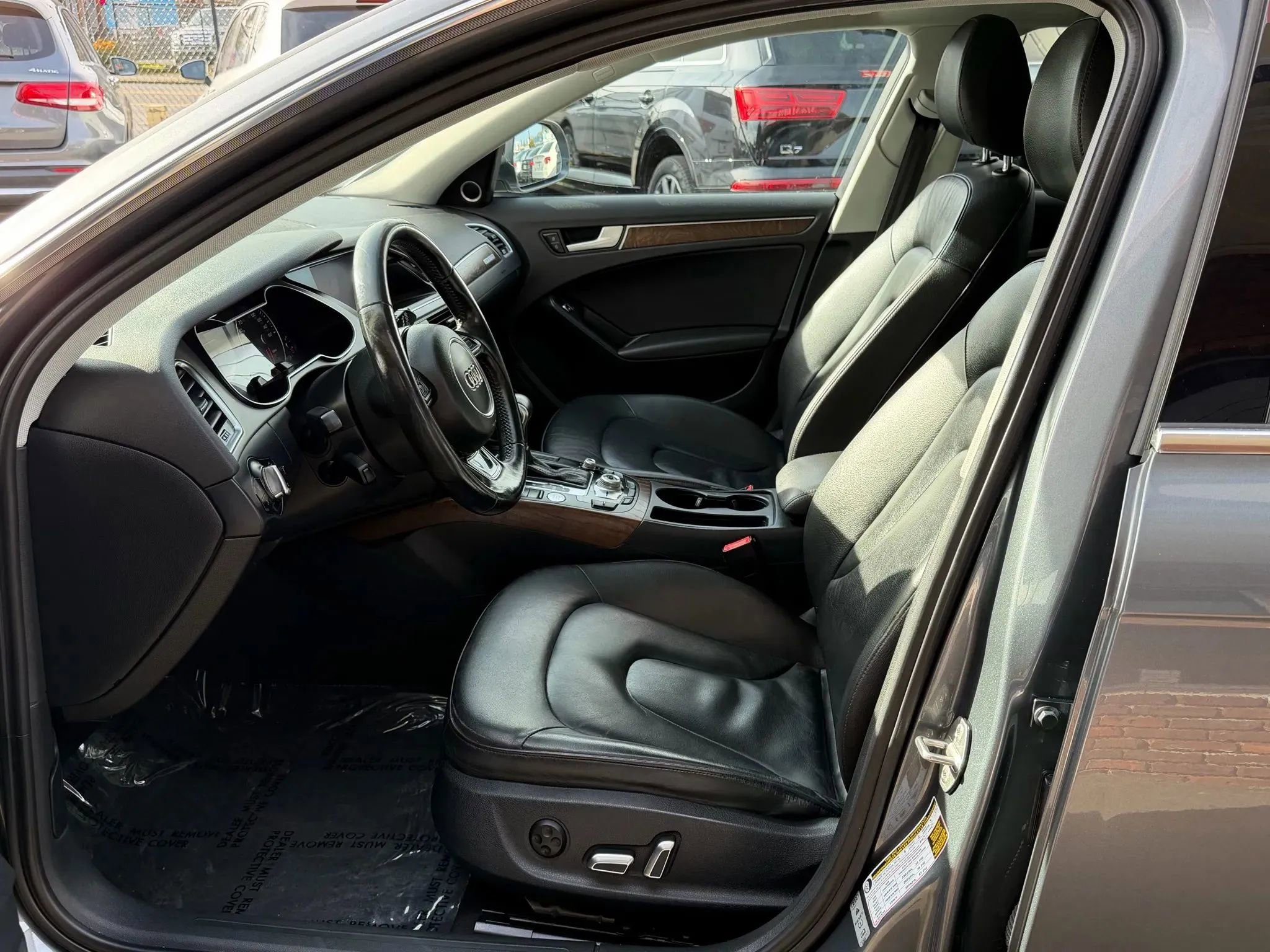 Used 2015 Audi A4 Premium Plus w/ Technology Package image 10