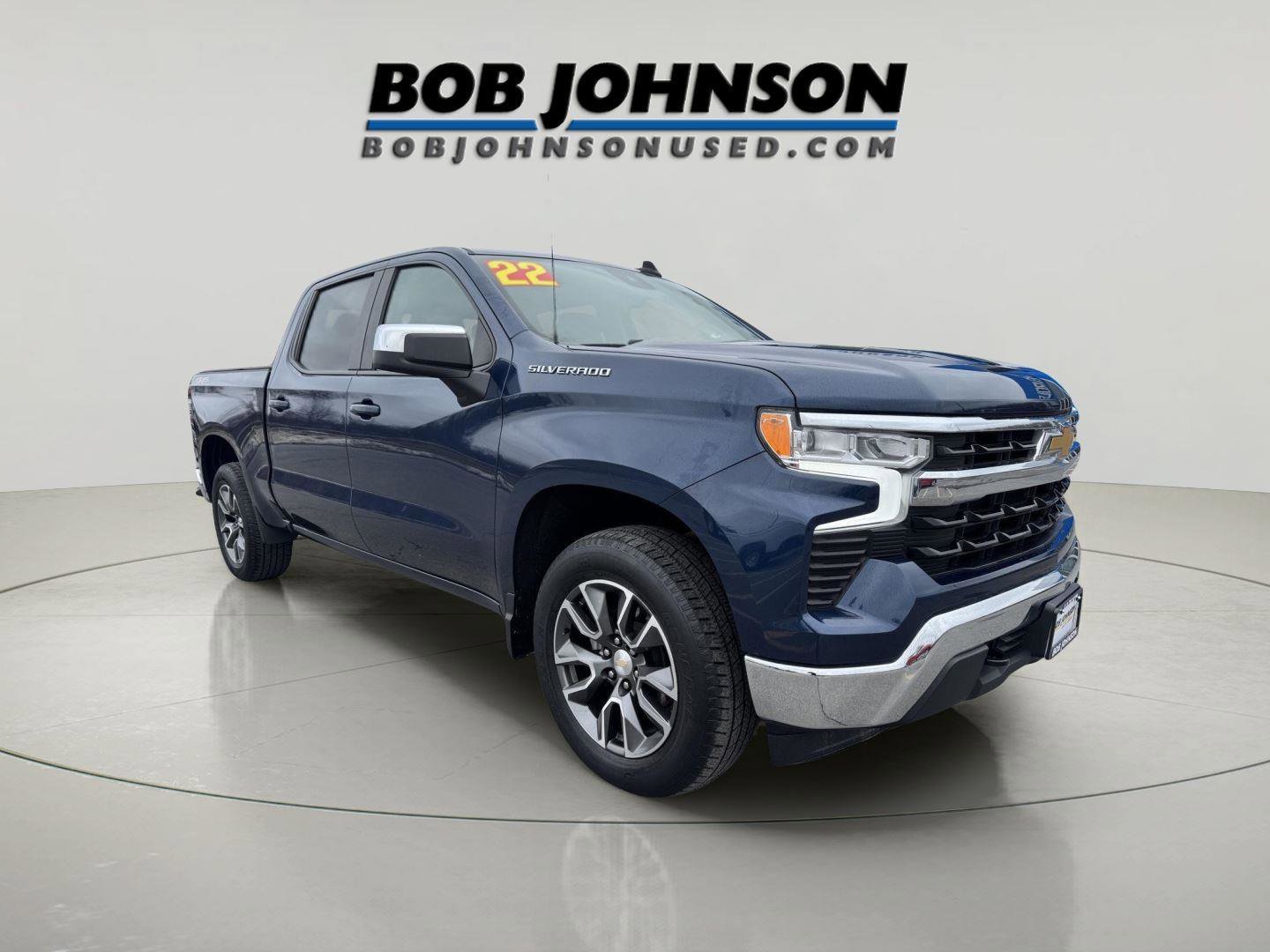 Used 2022 Chevrolet Silverado 1500 LT AWD/4WD image 1