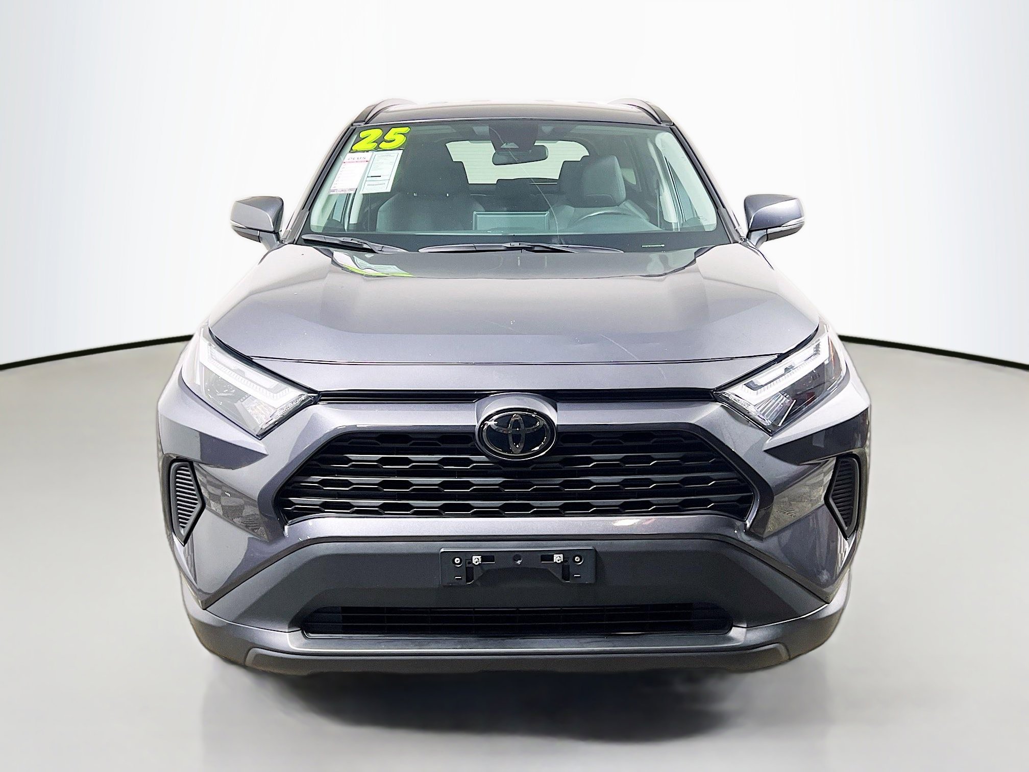 Used 2025 Toyota RAV4 XLE image 11