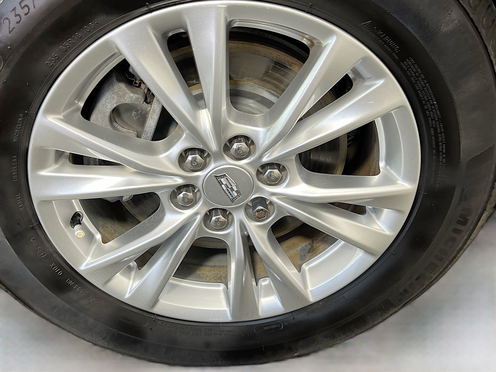 Used 2020 Cadillac XT5 Luxury w/ LPO, Floor Liner Package FWD image 14