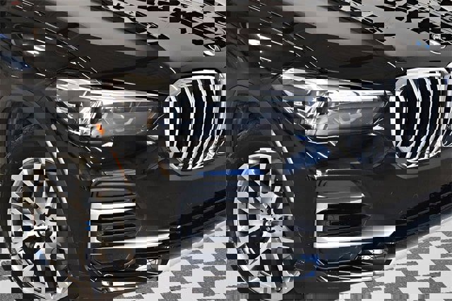 Used 2023 BMW X5 xDrive40i w/ Premium Package image 27