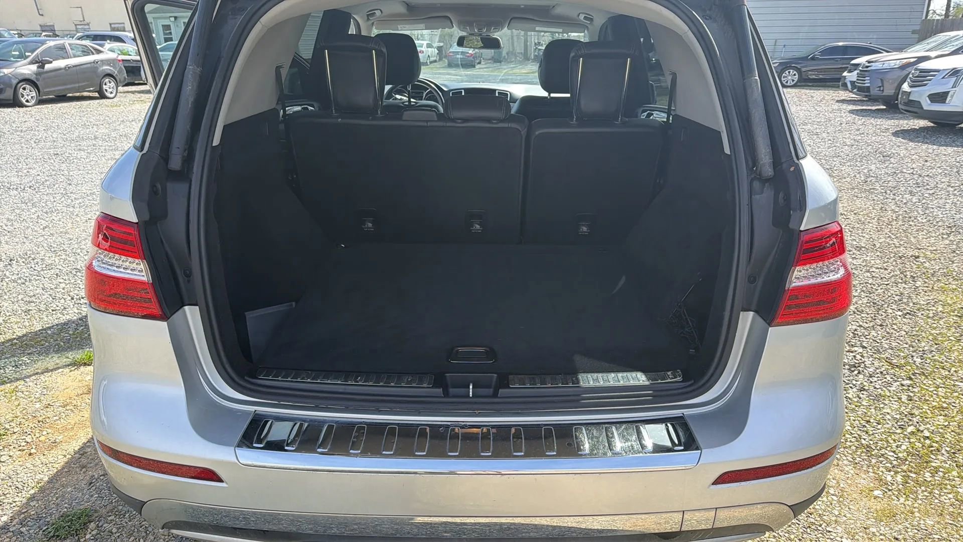 Used 2014 Mercedes-Benz ML 350 ML 350 4MATIC Sport Utility 4D w/ Premium 1 Package image 29