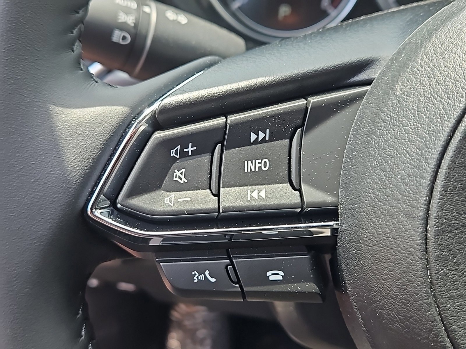 New 2025 MAZDA CX-5 AWD 2.5 S w/ Preferred Package image 15