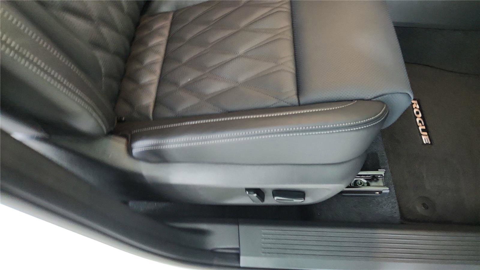 New 2026 Nissan Rogue Platinum w/ Platinum Premium Package image 28