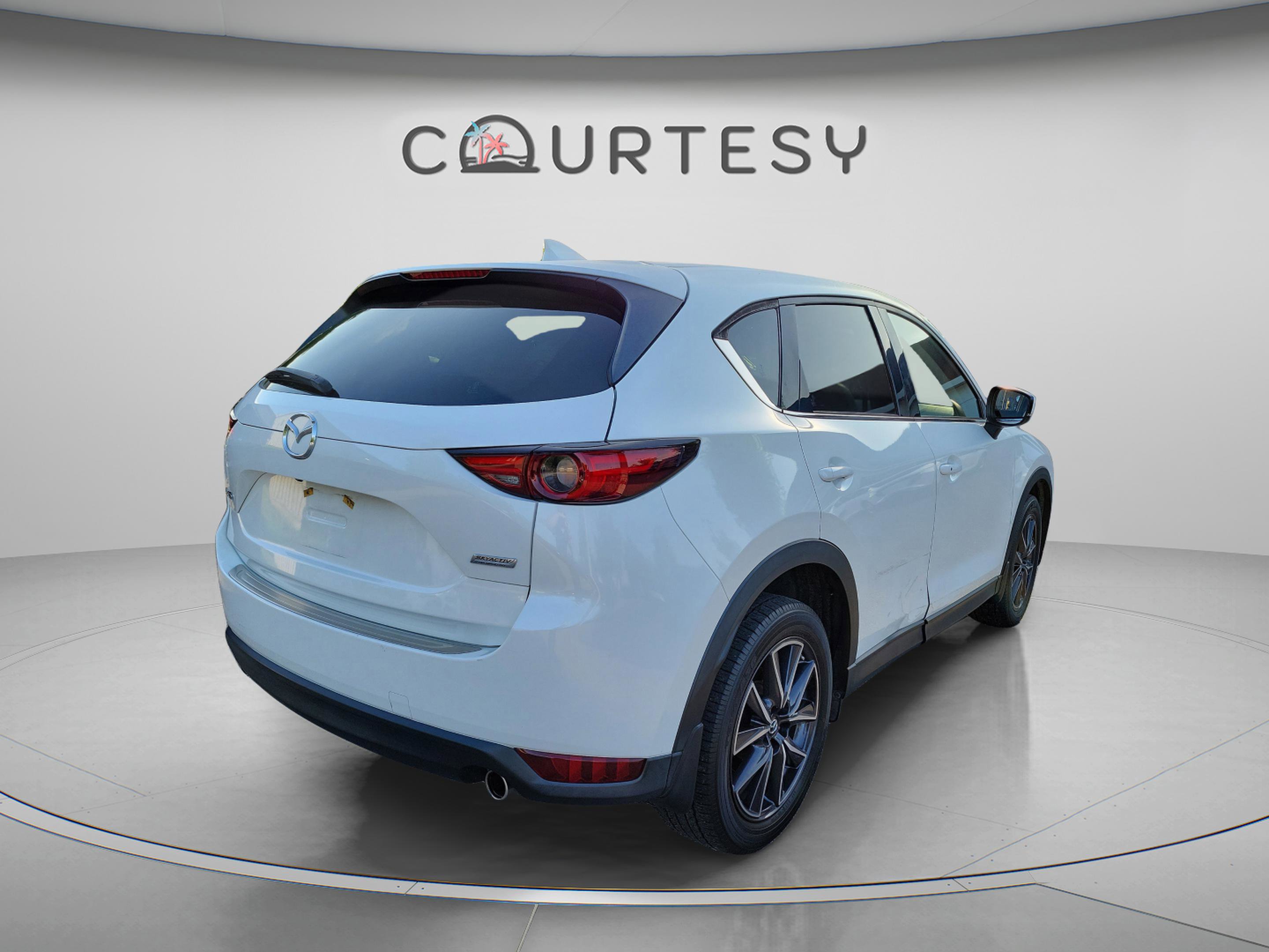 Used 2017 MAZDA CX-5 Grand Touring w/ Premium Package FWD image 3