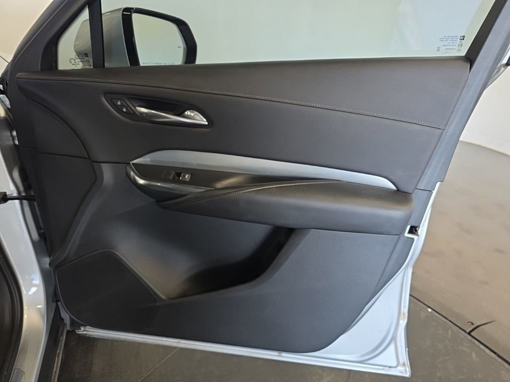 Used 2021 Cadillac XT4 Premium Luxury w/ LPO, Radiant Package image 32