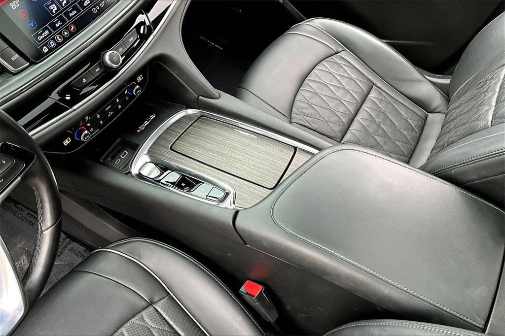 Used 2022 Buick Enclave Avenir w/ Avenir Technology Package image 15