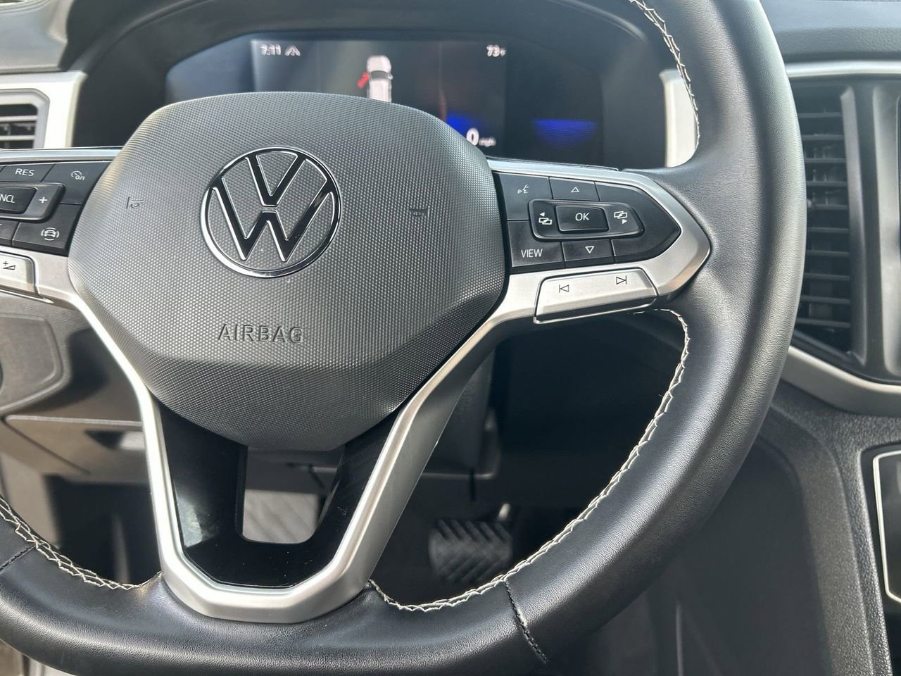 Certified 2022 Volkswagen Atlas Cross Sport SE image 20