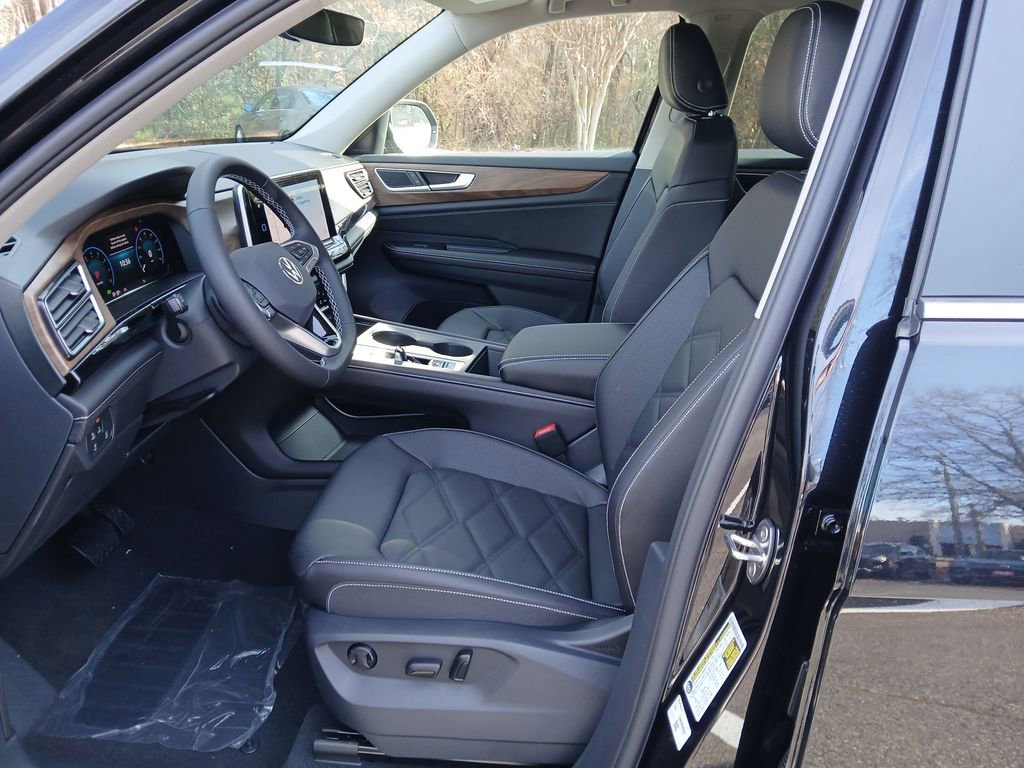 New 2026 Volkswagen Atlas SE image 9