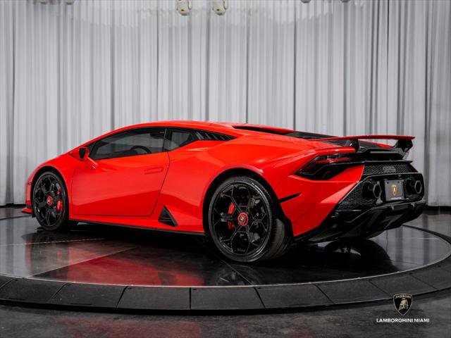 Used 2024 Lamborghini Huracan Tecnica RWD image 11