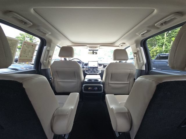 Used 2022 Ford Expedition Limited AWD/4WD image 21