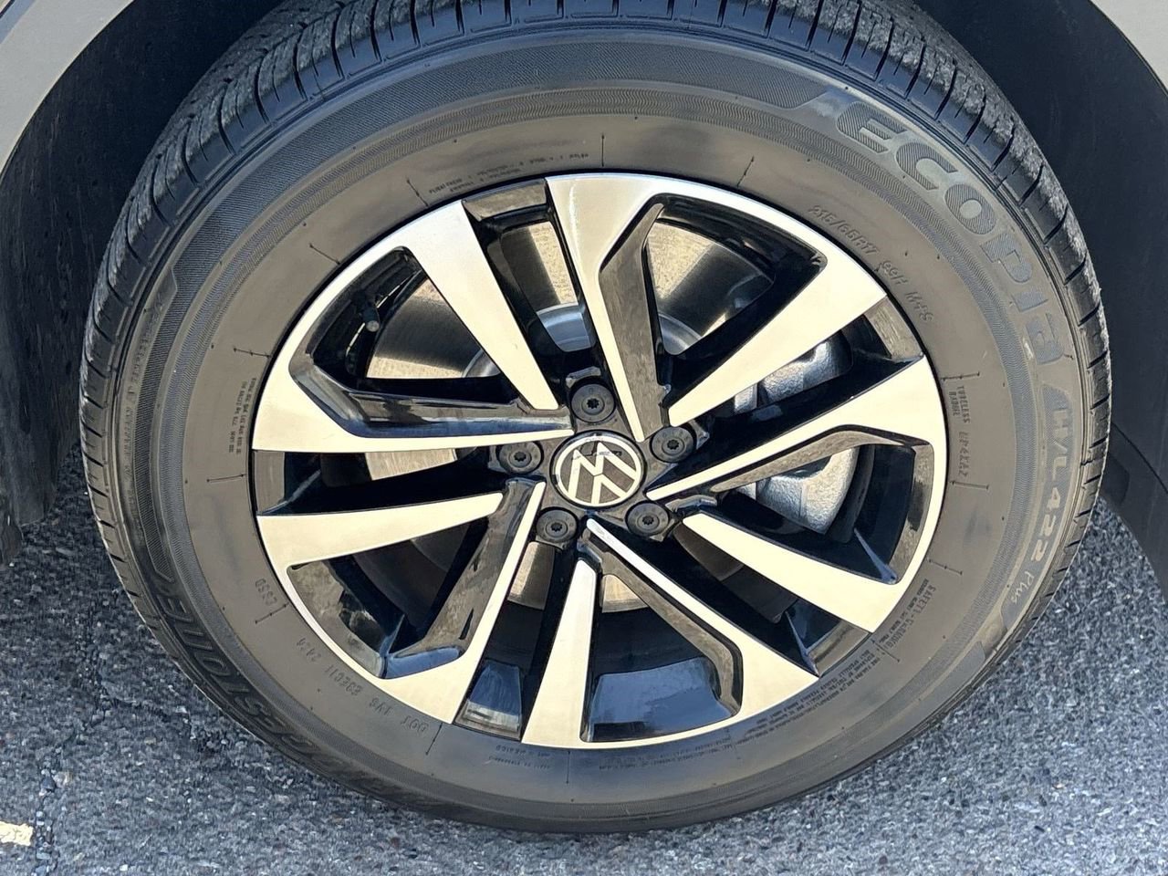 Used 2024 Volkswagen Tiguan S FWD image 6
