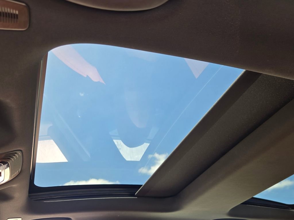 Used 2022 Alfa Romeo Giulia Ti w/ Active Assist Plus Package image 20