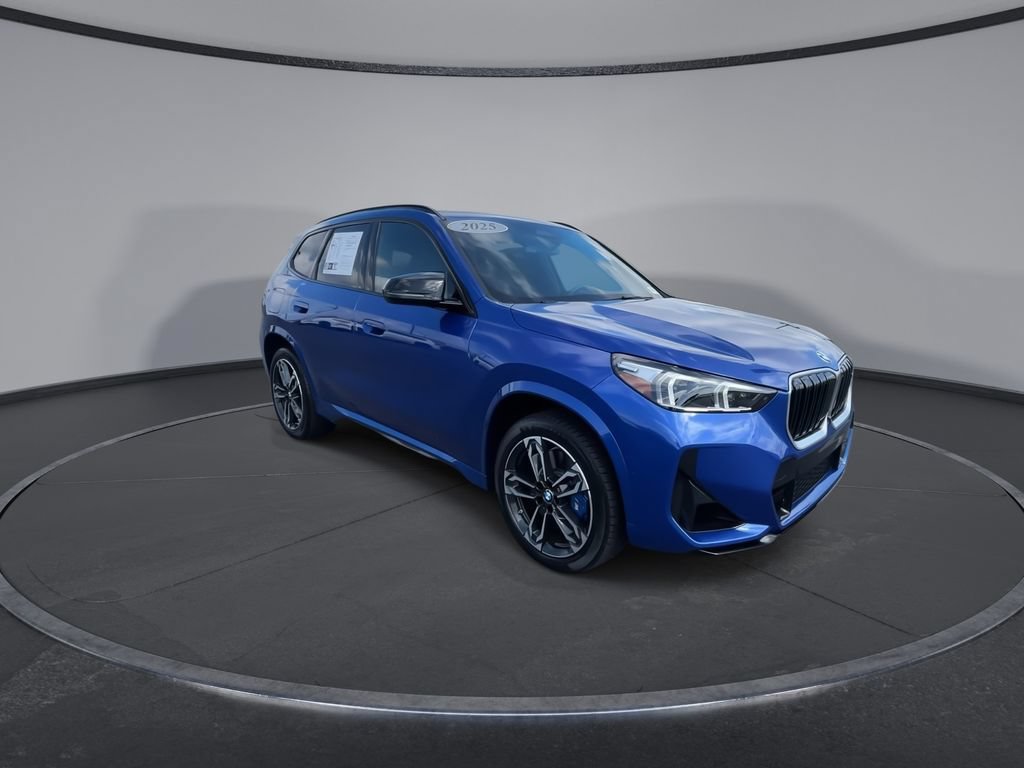 Used 2025 BMW X1 M35i AWD/4WD image 2