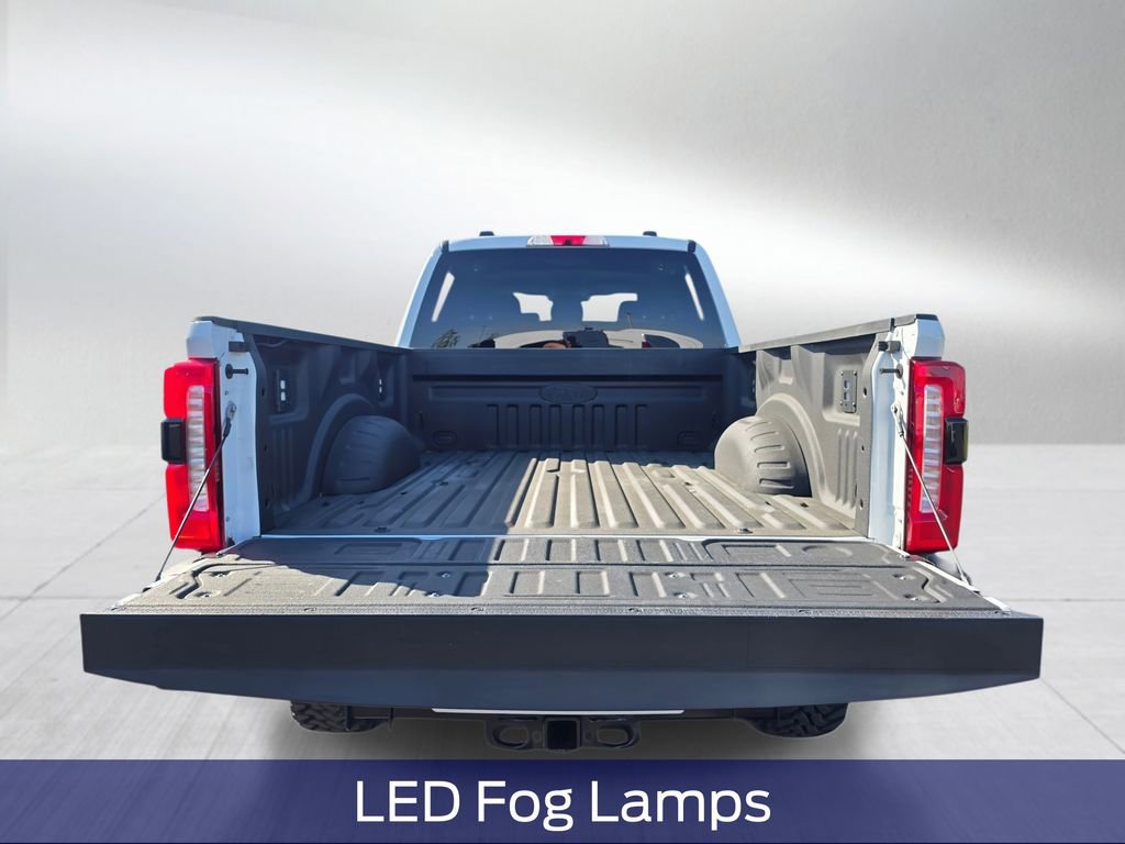 Used 2025 Ford F350 XLT w/ Black Appearance Package AWD/4WD image 33