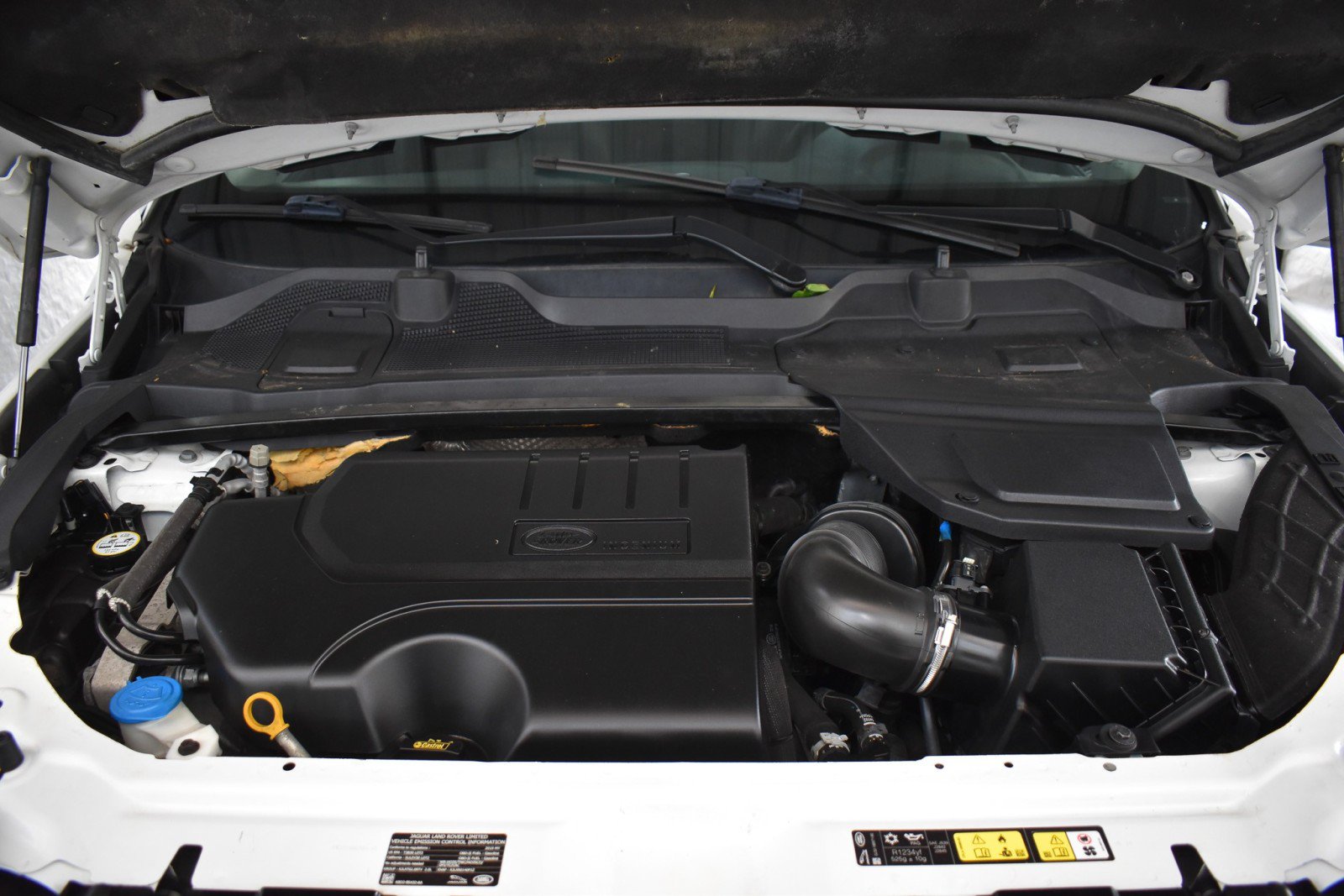 Used 2019 Land Rover Discovery Sport HSE AWD/4WD image 45
