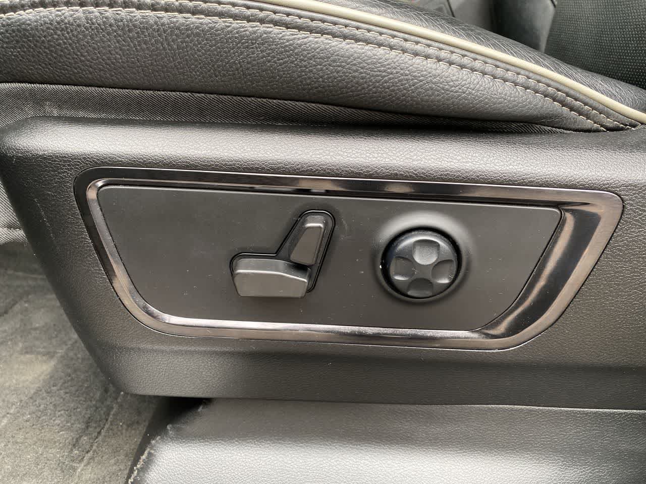 Used 2023 RAM 1500 Limited w/ Night Edition AWD/4WD image 14