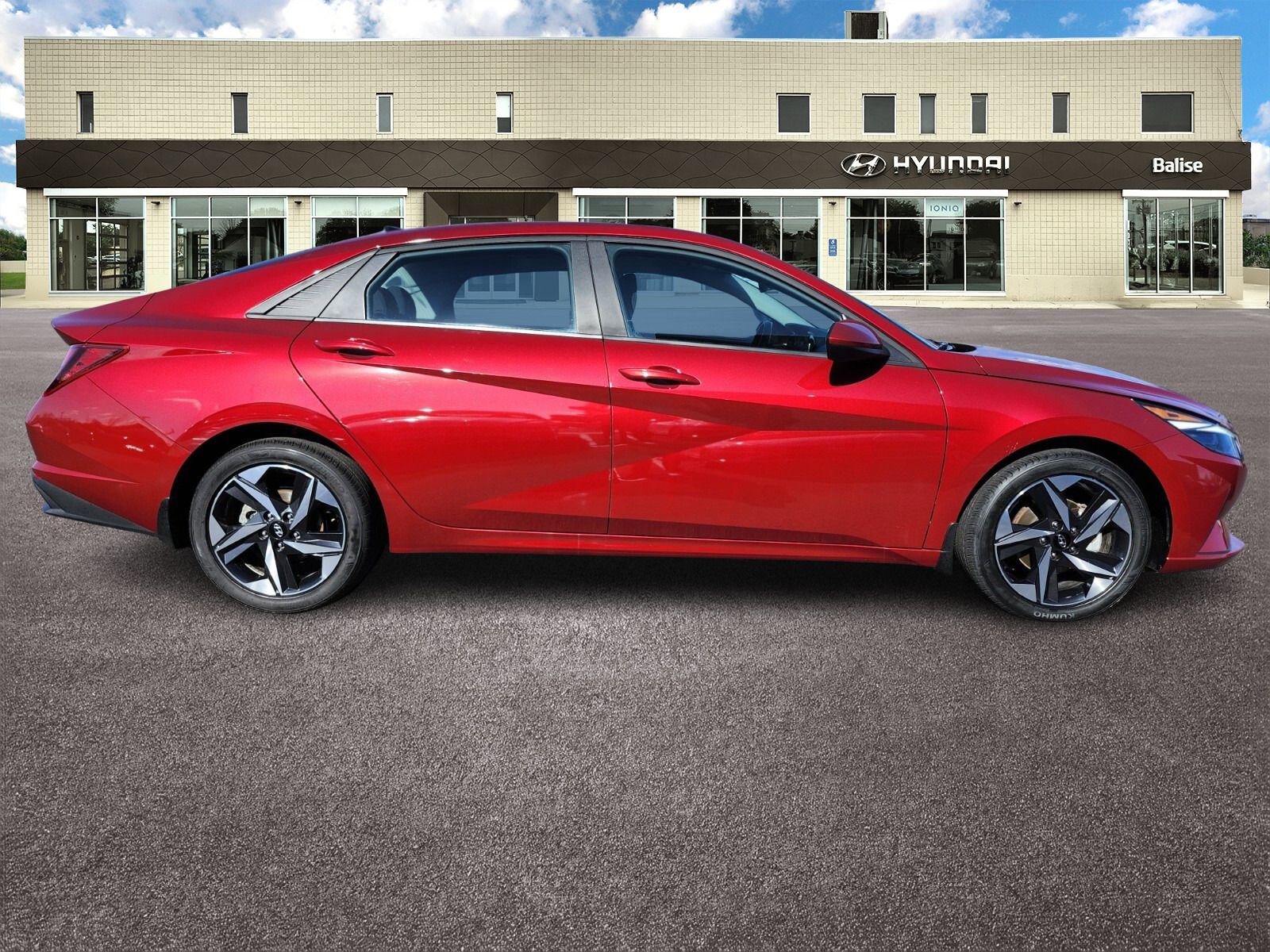 Certified 2023 Hyundai Elantra SEL w/ Convenience Package FWD image 2