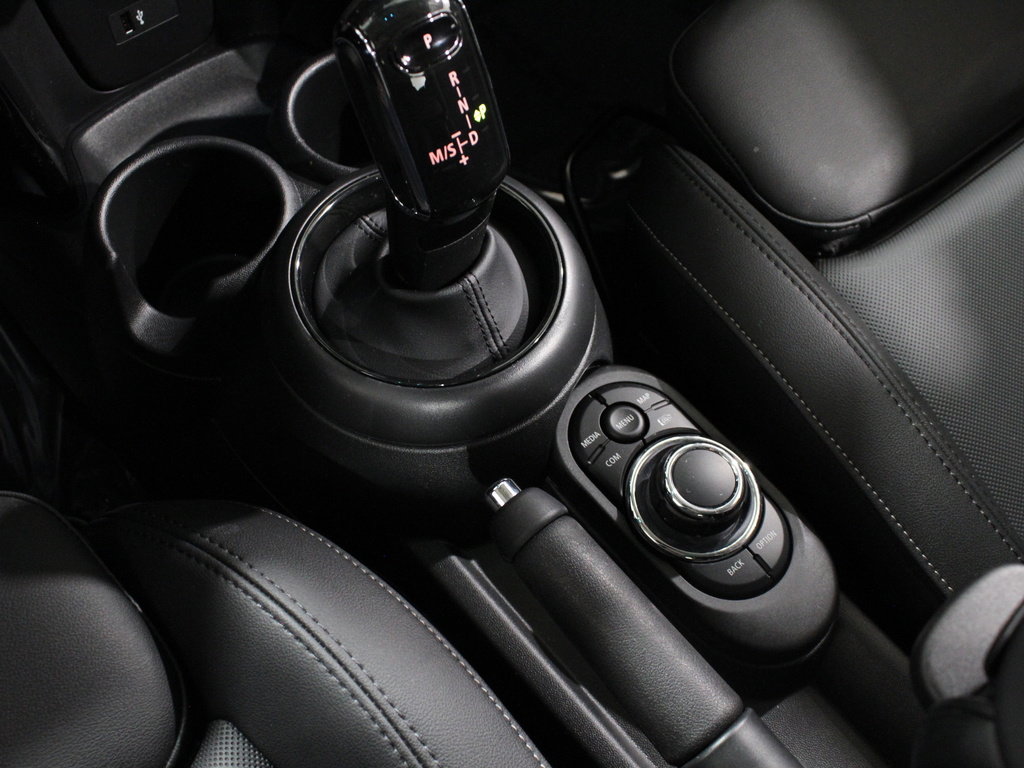 Certified 2023 MINI Cooper S image 15