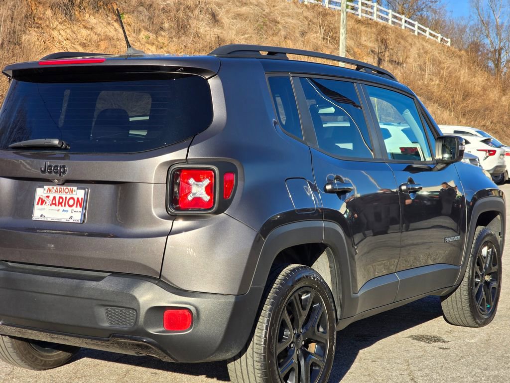 Used 2016 Jeep Renegade Latitude image 50