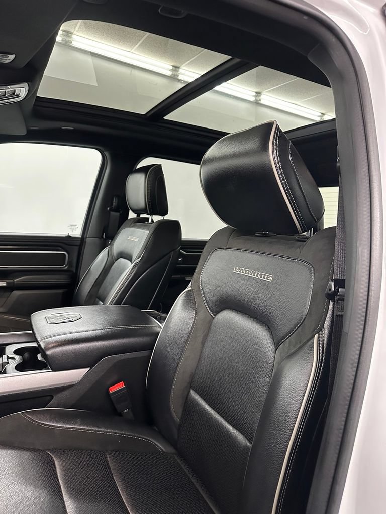 Used 2023 RAM 1500 Laramie AWD/4WD image 12