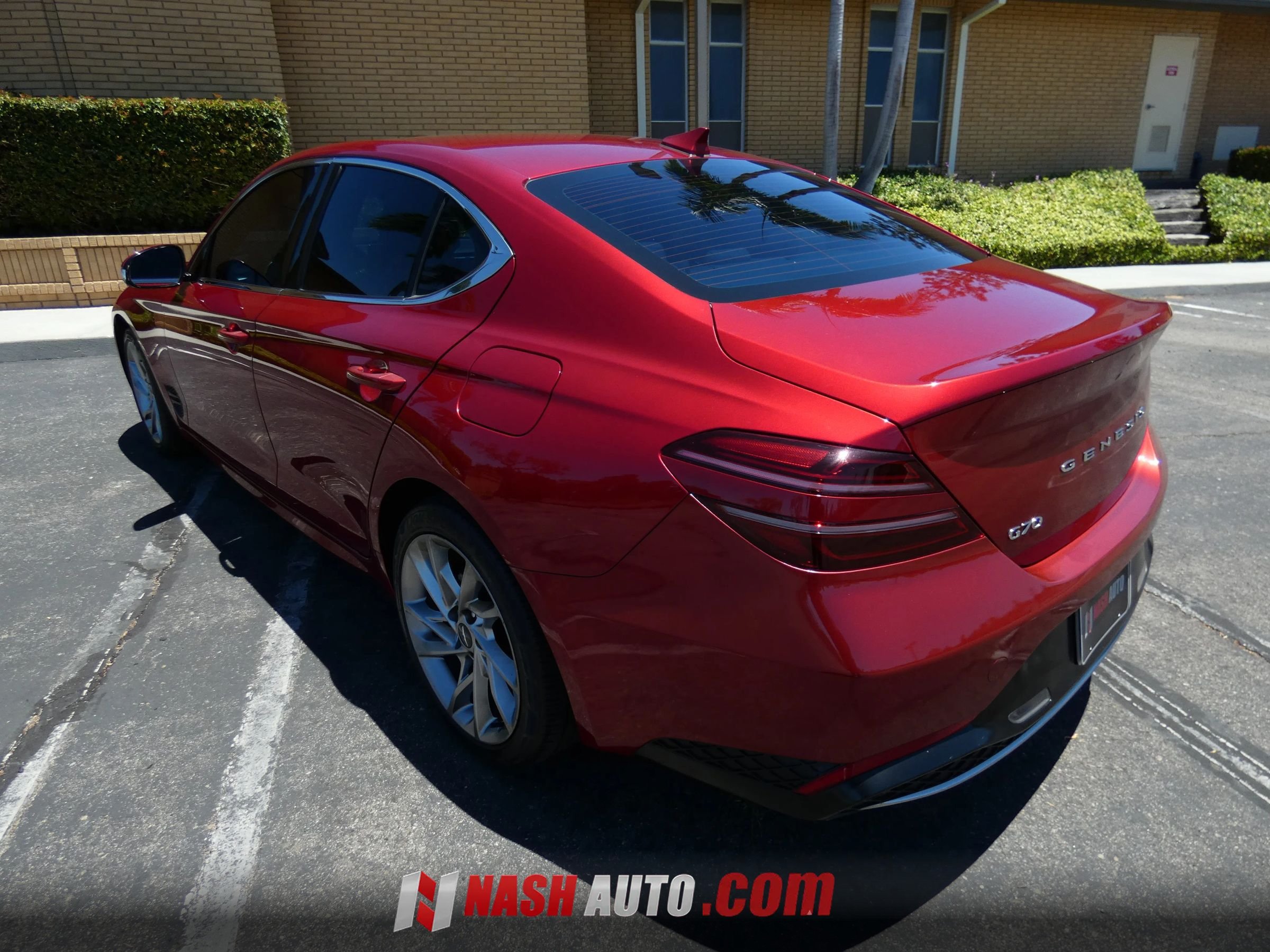 Used 2022 Genesis G70 2.0T RWD image 11