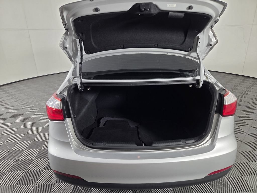 Used 2016 Kia Forte LX w/ LX Popular Plus Package FWD image 27