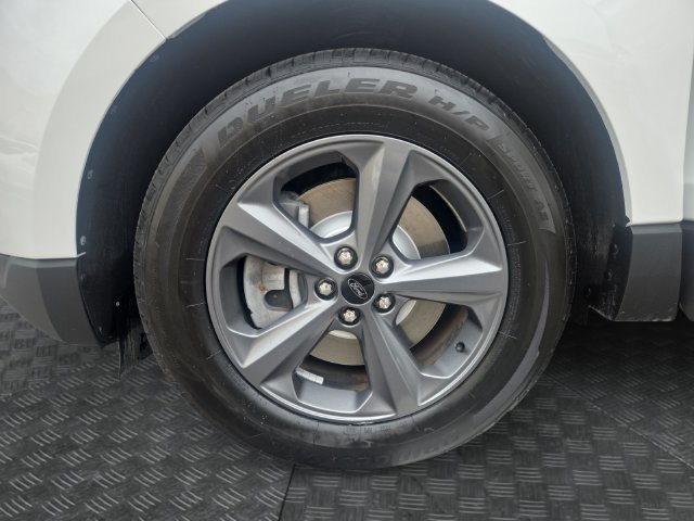 Used 2022 Ford Edge SEL w/ Sport Appearance Package AWD/4WD image 32