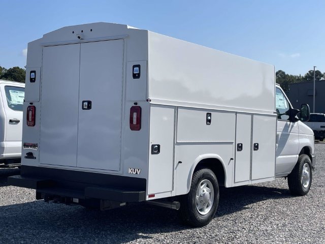 New 2027 Ford E-350 and Econoline 350 Super Duty w/ Power Equipment Group RWD image 21