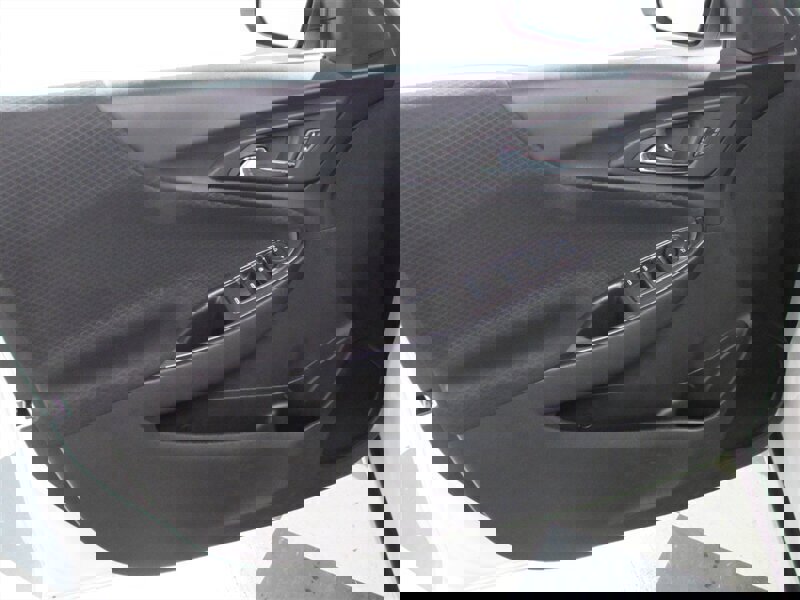 Used 2023 Chevrolet Malibu LT w/ Driver Confidence Package image 24