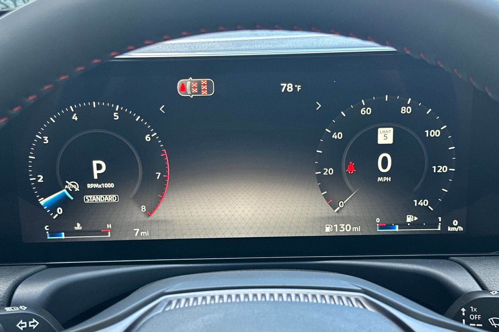 New 2027 Nissan Sentra SR w/ SR Premium Package FWD image 28
