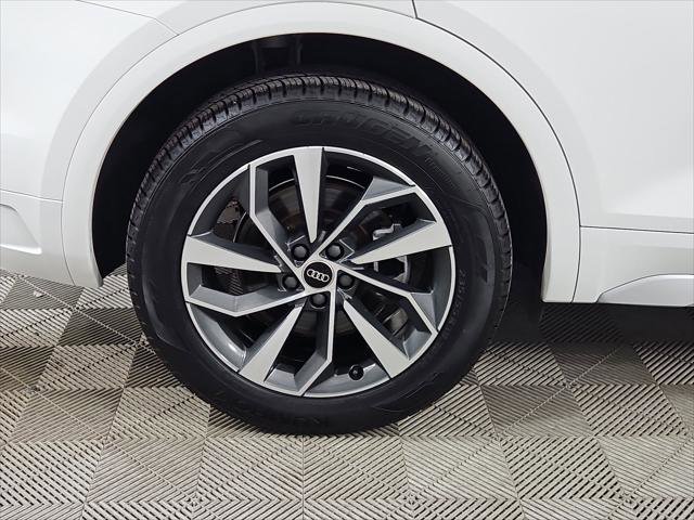 Certified 2023 Audi Q5 2.0T Premium Plus w/ Premium Plus Package AWD/4WD image 9