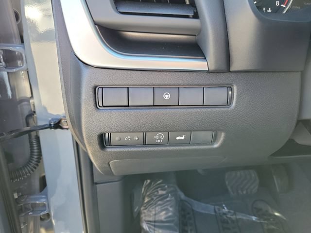 New 2026 Nissan Rogue SV FWD image 12