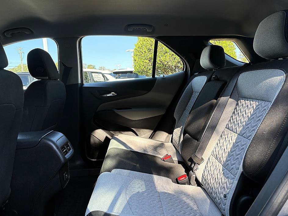Used 2023 Chevrolet Equinox LS w/ Driver Confidence II Package AWD/4WD image 10