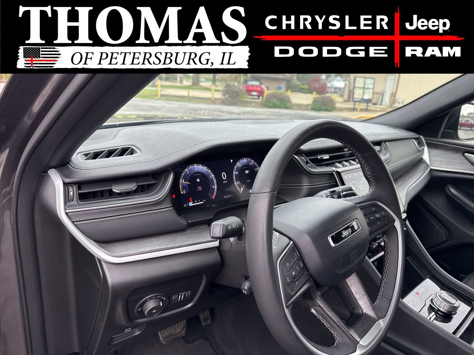 Used 2024 Jeep Grand Cherokee L Limited w/ Luxury Tech Group II AWD/4WD image 12