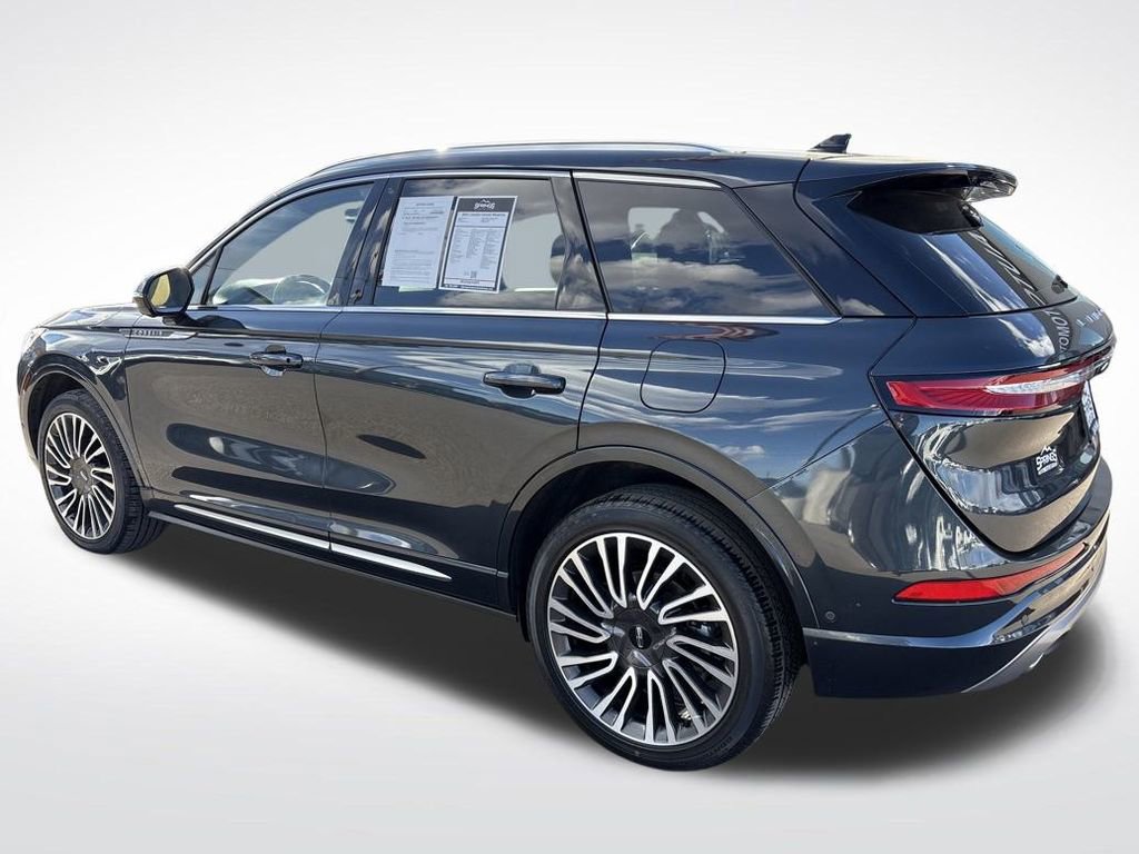 Used 2021 Lincoln Corsair Reserve w/ Equipment Group 201A image 3