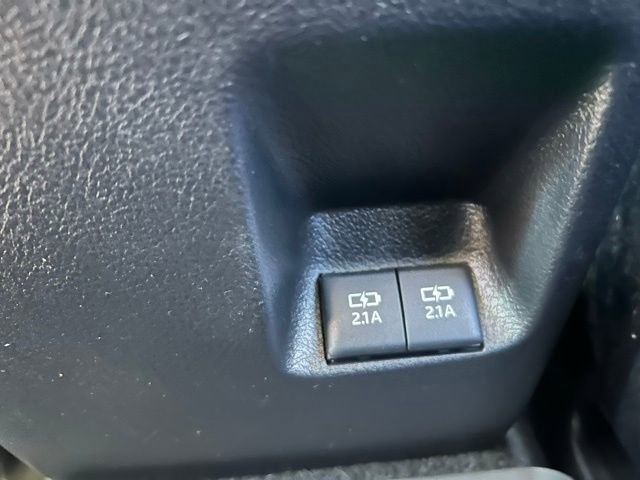 Used 2021 Toyota 4Runner Venture AWD/4WD image 21