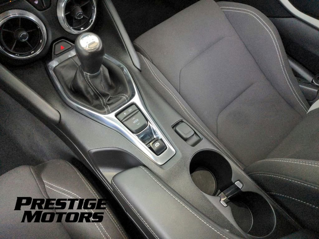 Used 2016 Chevrolet Camaro LT RWD image 29