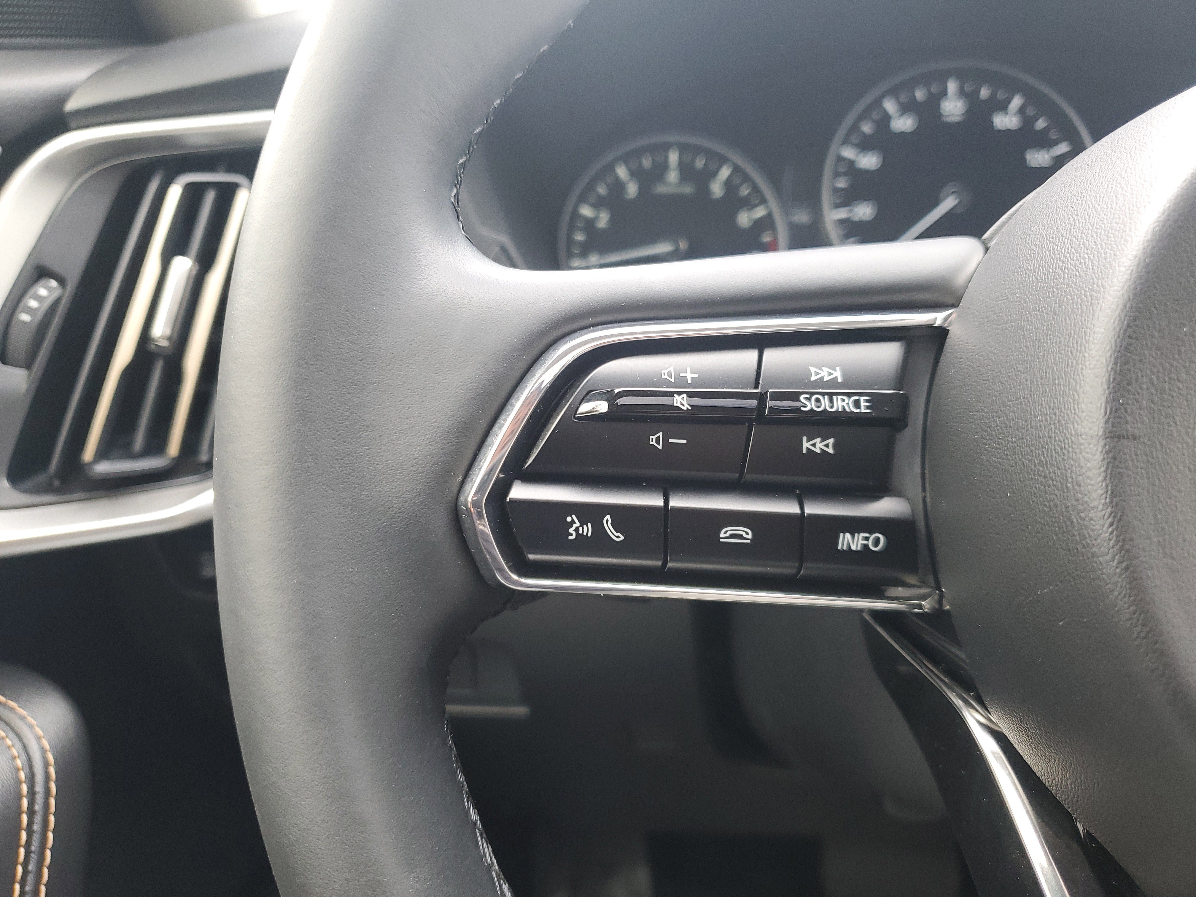 Used 2024 MAZDA CX-90 3.3 Turbo w/ Preferred Package image 19