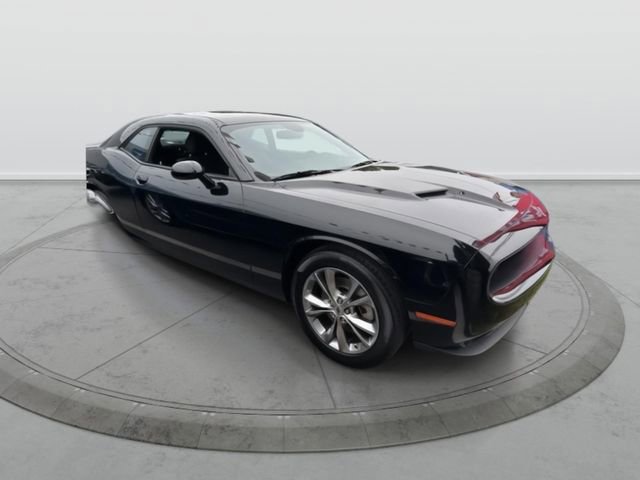 Used 2023 Dodge Challenger SXT w/ Cold Weather Group image 1