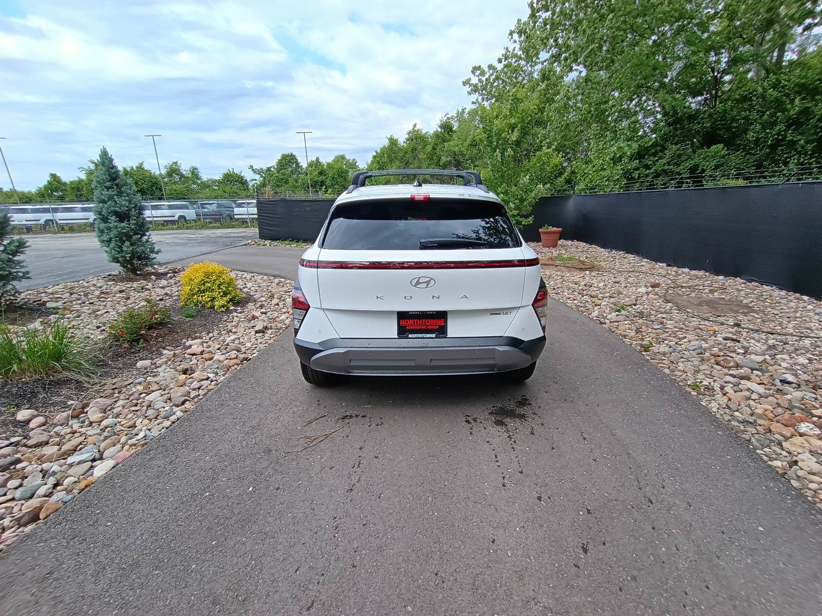 New 2026 Hyundai Kona Limited AWD/4WD image 4