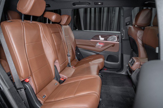Certified 2026 Mercedes-Benz GLS 450 4MATIC image 14