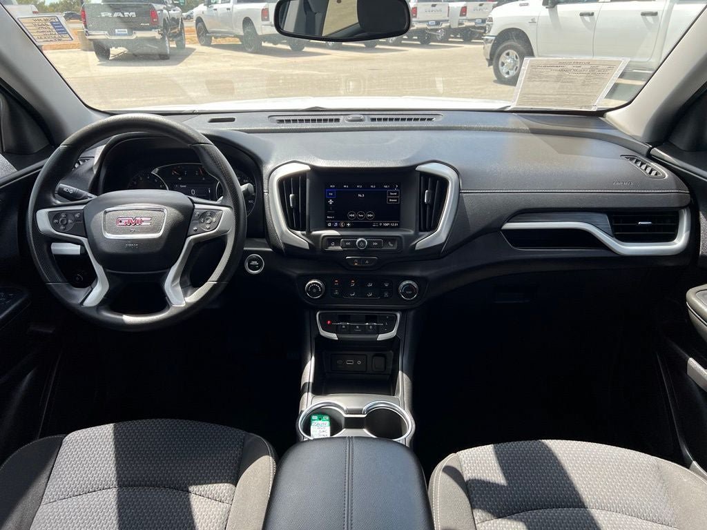 Used 2024 GMC Terrain SLE FWD image 23