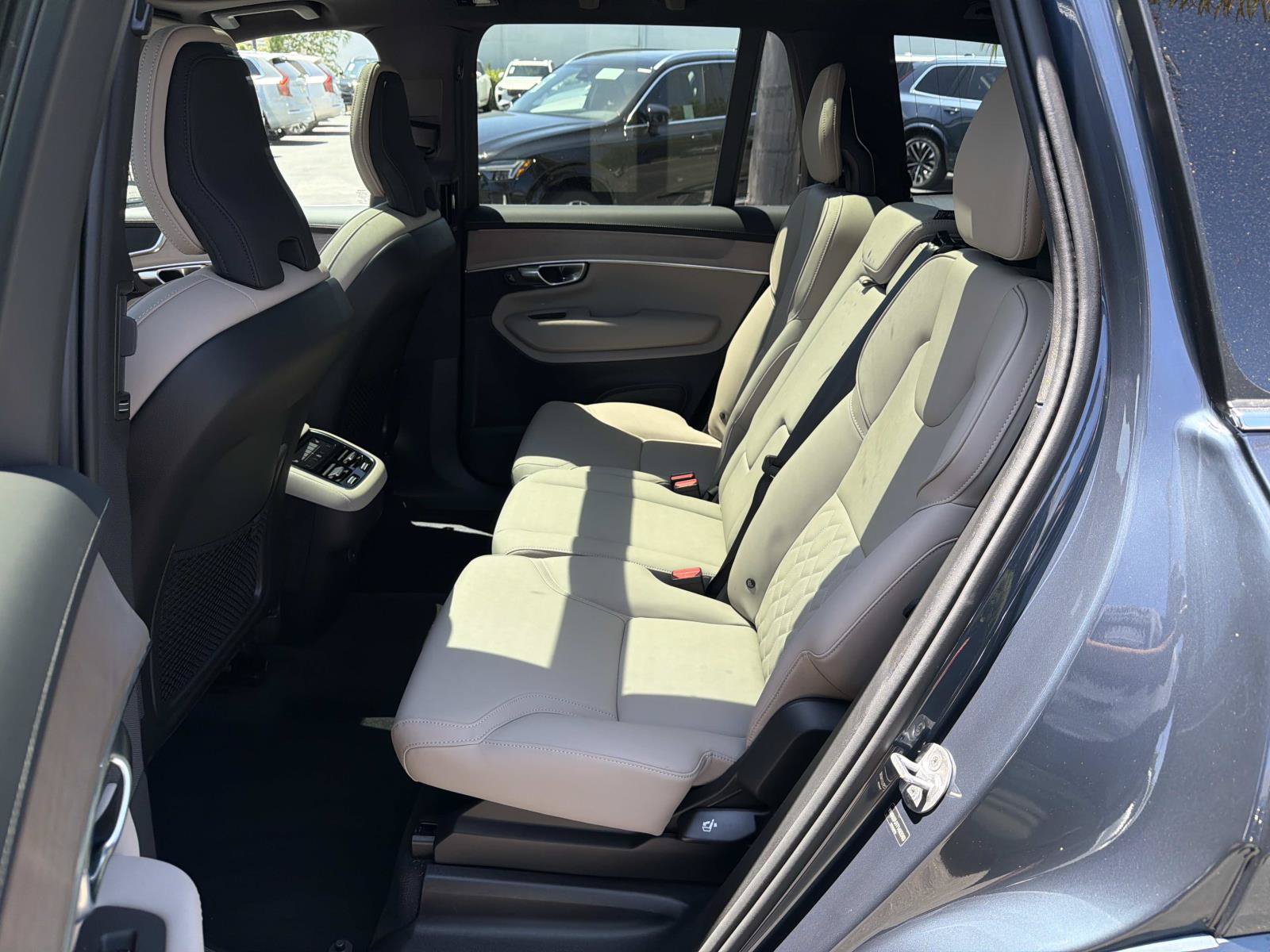 Used 2026 Volvo XC90 B6 Core AWD/4WD image 21