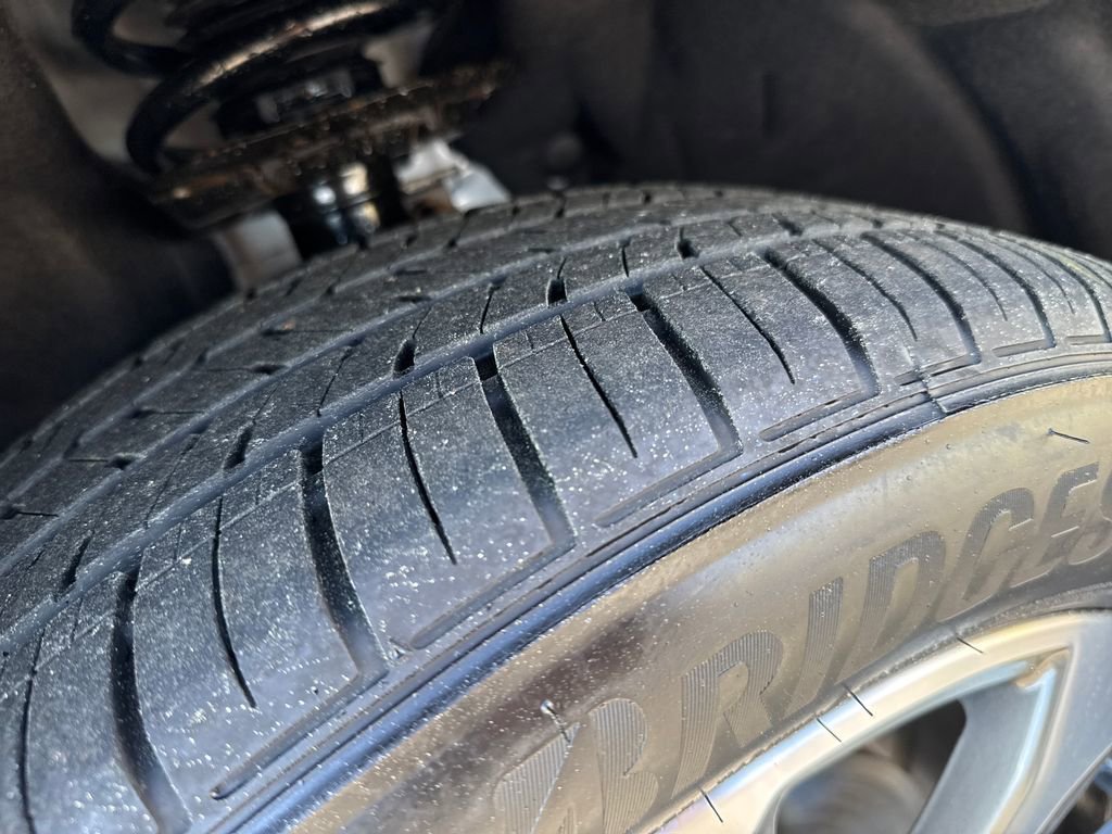 Used 2025 Ford Escape Platinum w/ Premium Technology Package image 22